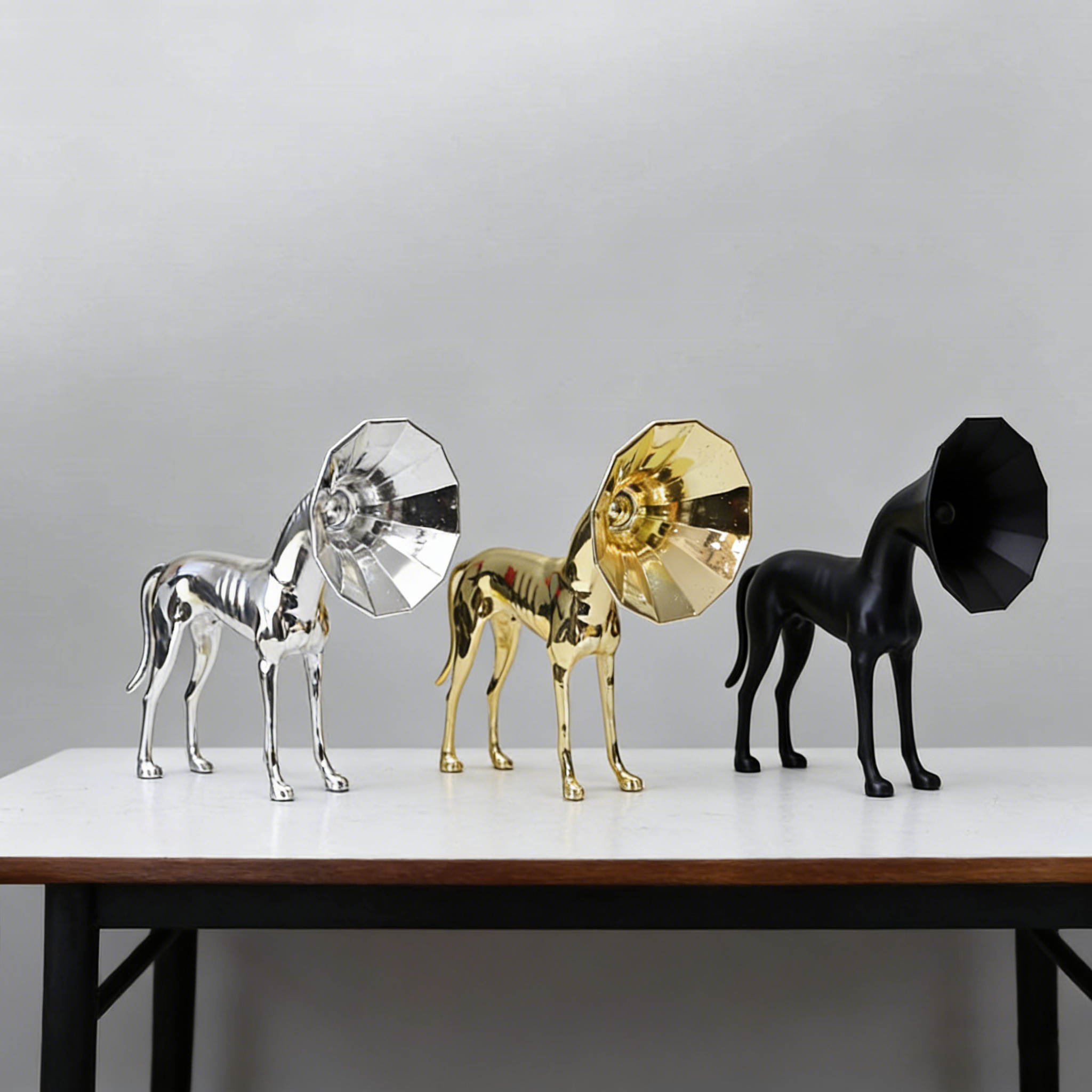 Home Gym Luxury - Creative Gold Dog Phonograph Sculpture Office