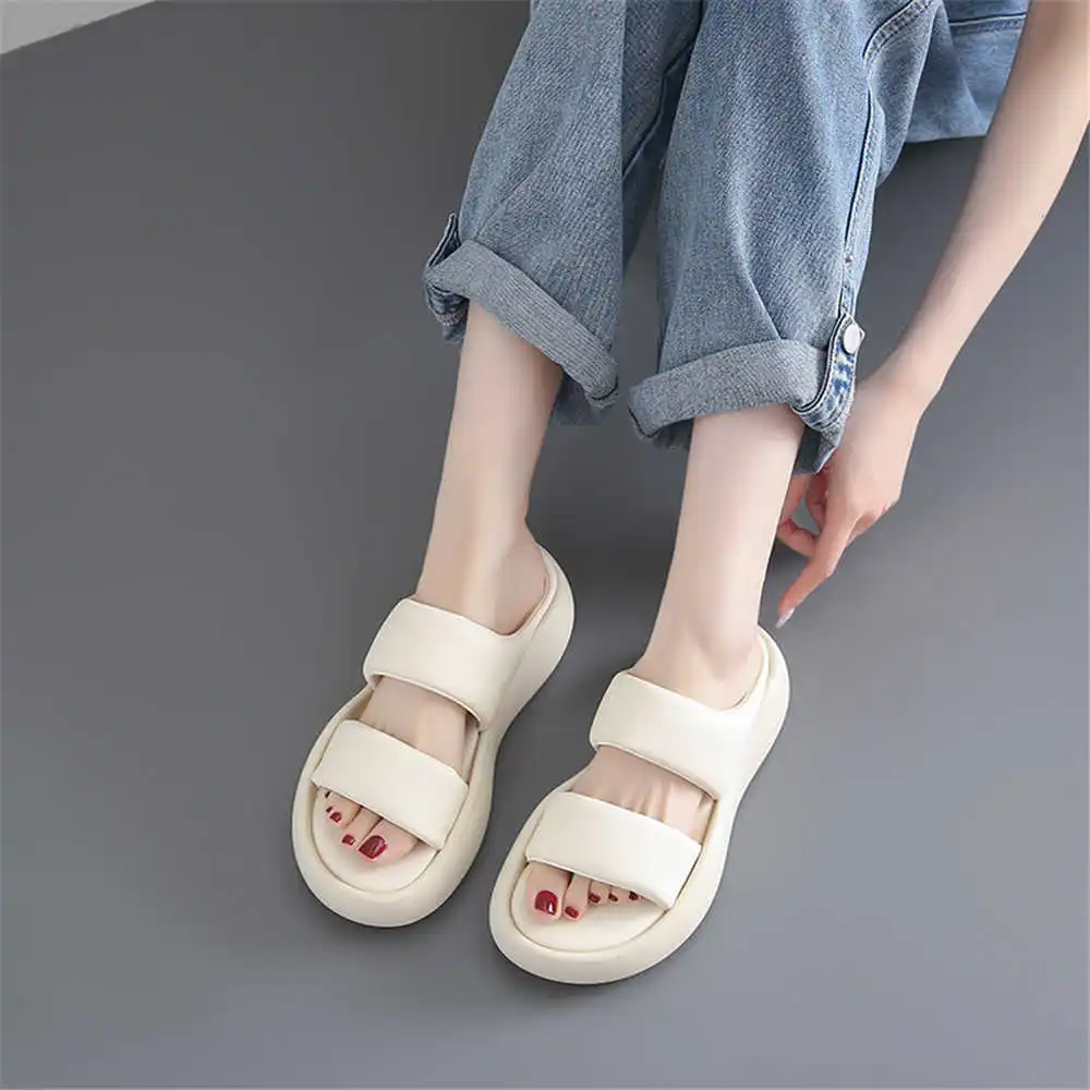 Size 39 Strips Summer Shoes Sa - Home Gym Yoga Room Ideas recensione e prezzo